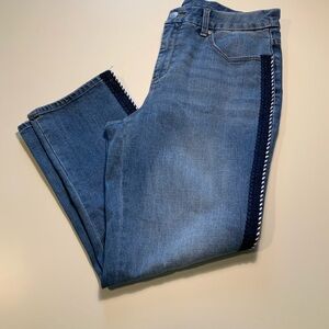 Chico’s Jeans-So Slimming Girlfriend Slim Leg Collection - Size .5/U6 - Like New